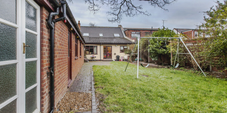 15-Levett-Garden-003
