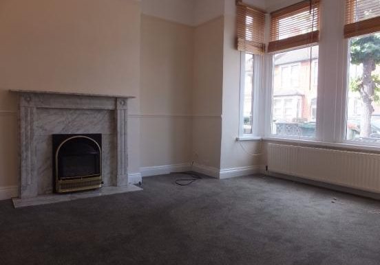 17456_85shakespearecrescent_IMG_14_0000_max_620x414