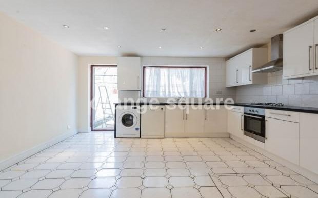 17456_Harvey_IMG_24_0000_max_620x414