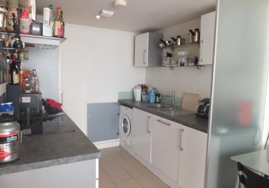 17456_JWBACON_IMG_04_0000_max_620x414