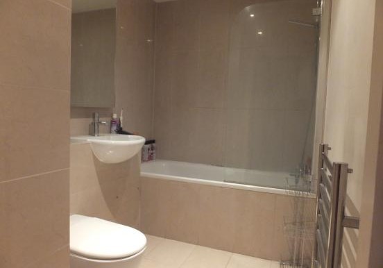 17456_JWBACON_IMG_05_0000_max_620x414