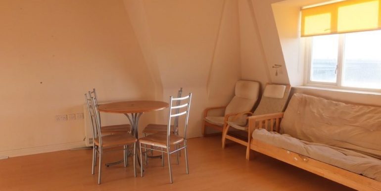 17456_hewitt_IMG_06_0001