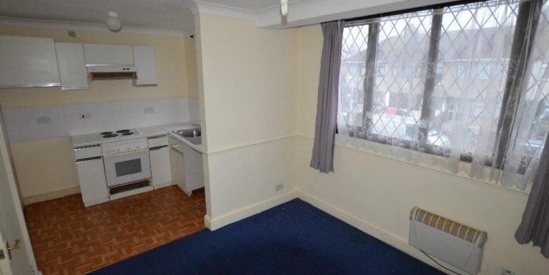 35945_AURRM10001_IMG_04_0000