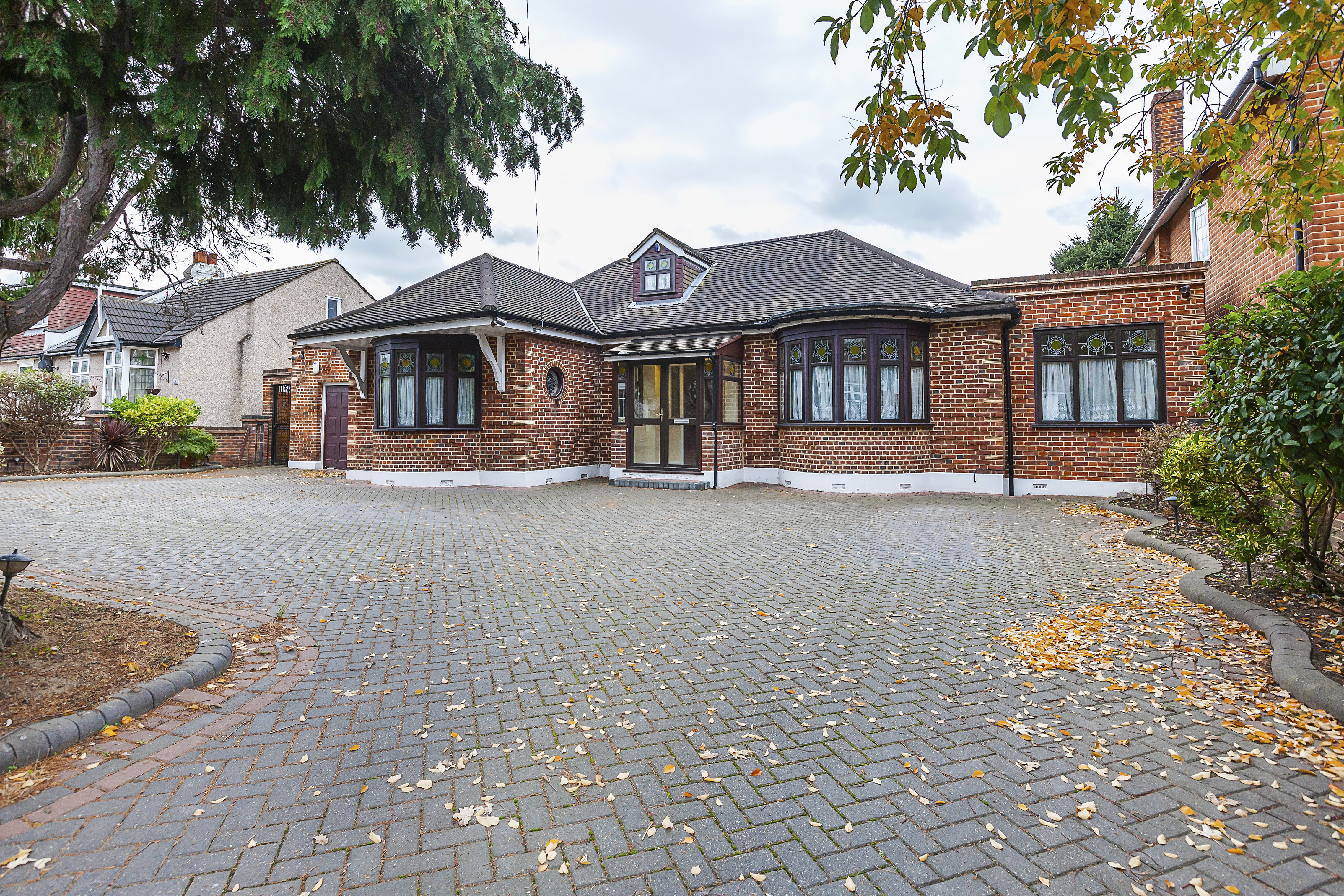 MEADWAY, ILFORD, IG3