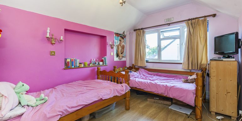 8-westrow-gardens-005