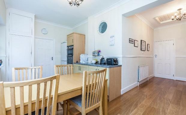 9358_50parkway_IMG_48_0000_max_620x414