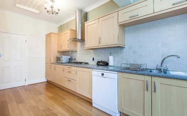 9358_50parkway_IMG_49_0000_max_620x414