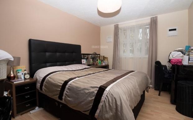 9358_honey_img_02_0000_max_620x414