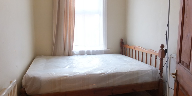 BEDROOM TWO (1)