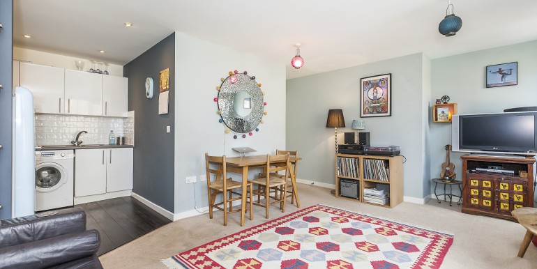 Clapton Square-012