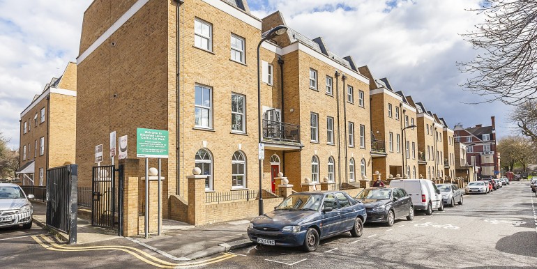 Clapton Square-014