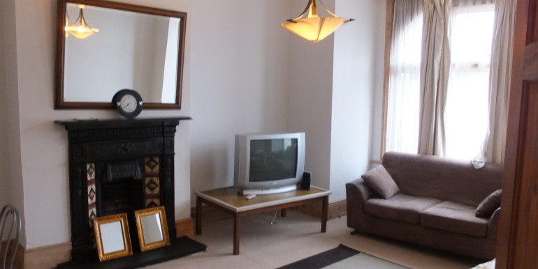 LOUNGE (1)