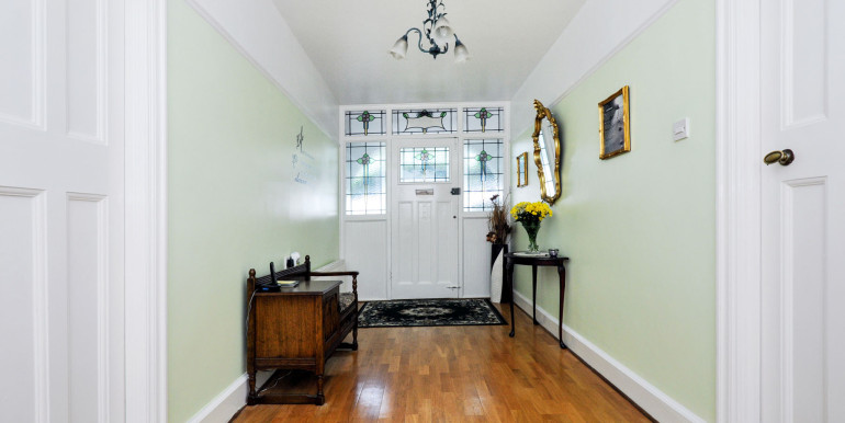 RDOrangeSquare - 48 Morrab Gdns - Hall (1)_low