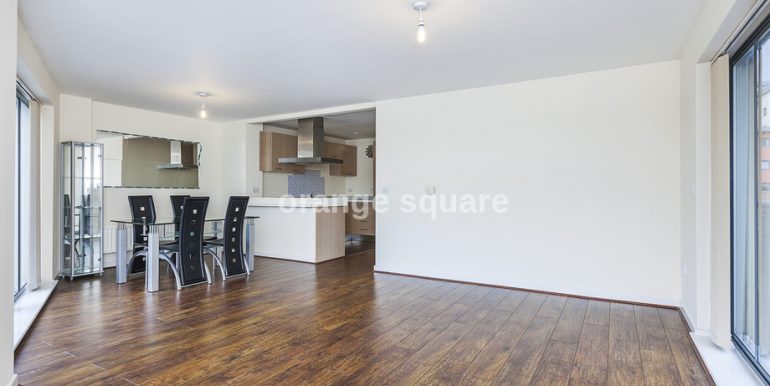 imageedit_21_8434411741